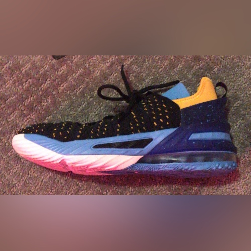 Nike Lebron 18 size 6 youth